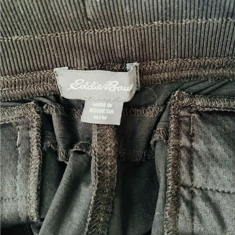 Eddie Bauer Black Outdoor Side pocket Capri Pant , elastic waistband Size M - Picture 7 of 7